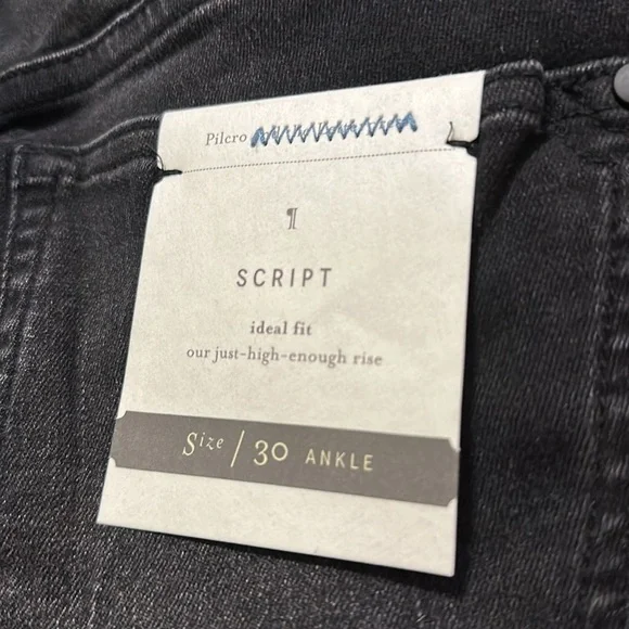 Pilcro Script High-Rise Embellished - Picture 8 of 10